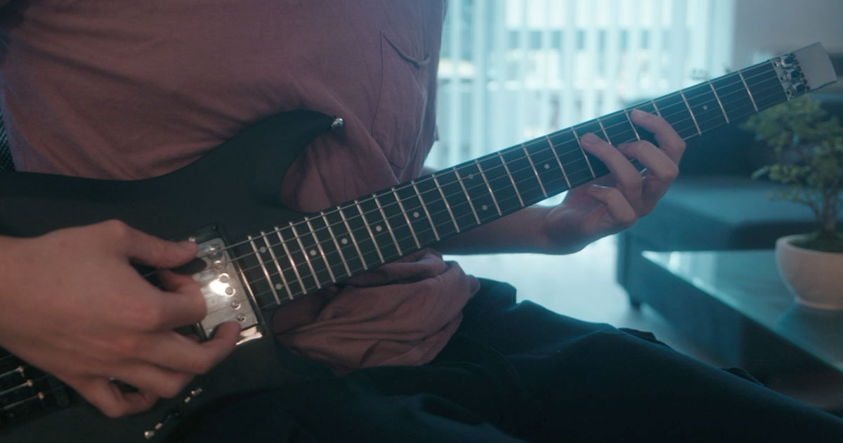 3 Free String Plugins We Love with the Jamstik